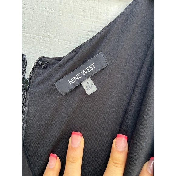 Nine‎ West Women's Black Dressy Jumpsuit, Draping Cross V Neck, Wide Legs, Sz 4 - Picture 5 of 6